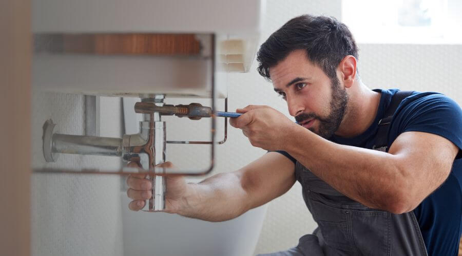 Professional water heater installation services in Avon, MS